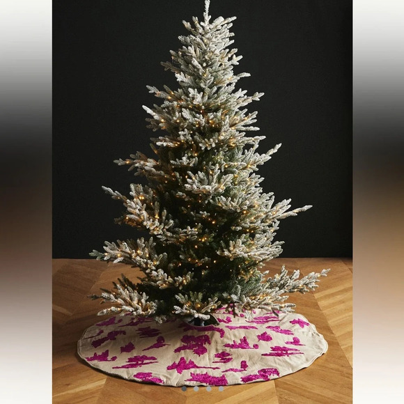 Anthropologie Bows Dorsey Tree Skirt Velvet embroidered large holiday Christmas - Picture 7 of 7